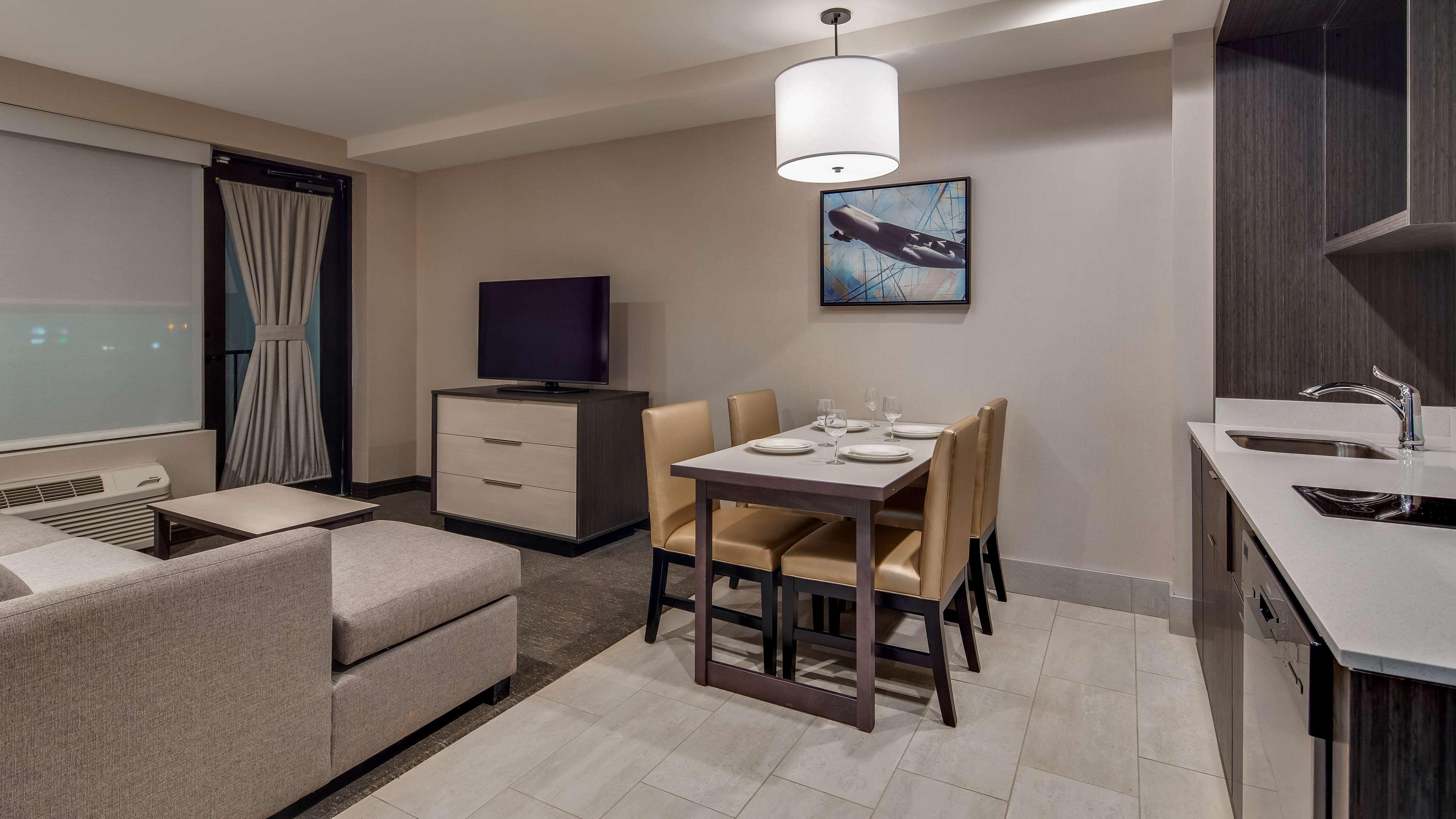 Best Western Plus Executive Residency Rigby'S Water World Hotel Warner Robins Exterior foto
