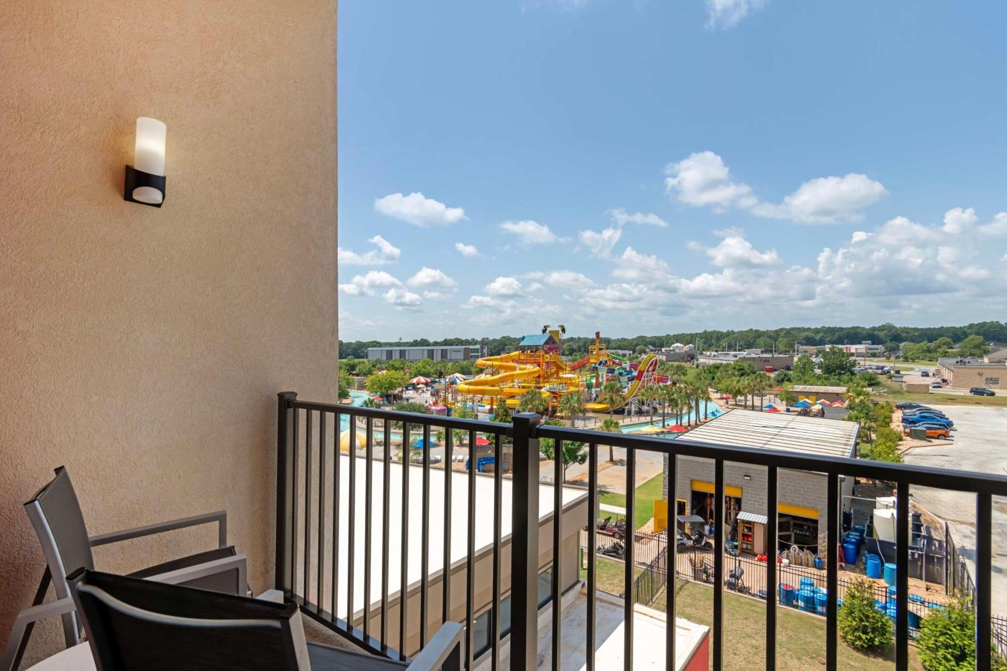 Best Western Plus Executive Residency Rigby'S Water World Hotel Warner Robins Exterior foto